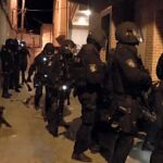 Policías nacionales, en una operación en Ceuta