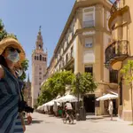 Todas las capitales de Andalucía superan el riesgo extremo covid, incluida Sevilla, en la imagen