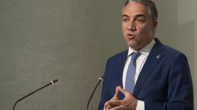 El consejero de la Presidencia y portavoz del Gobierno andaluz, Elías Bendodo, durante la rueda de prensa posterior a la reunión de Consejo de Gobierno de hoy