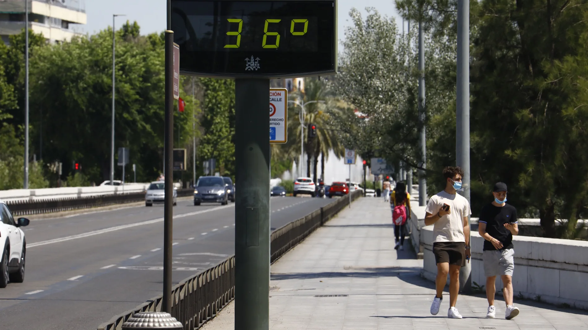 Las temperaturas alcanzarán valores superiores a los habituales para esta época del año en Canarias y el suroeste peninsular