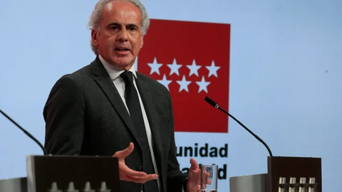 El consejero de Sanidad de la Comunidad de Madrid, Enrique Ruiz Escudero
