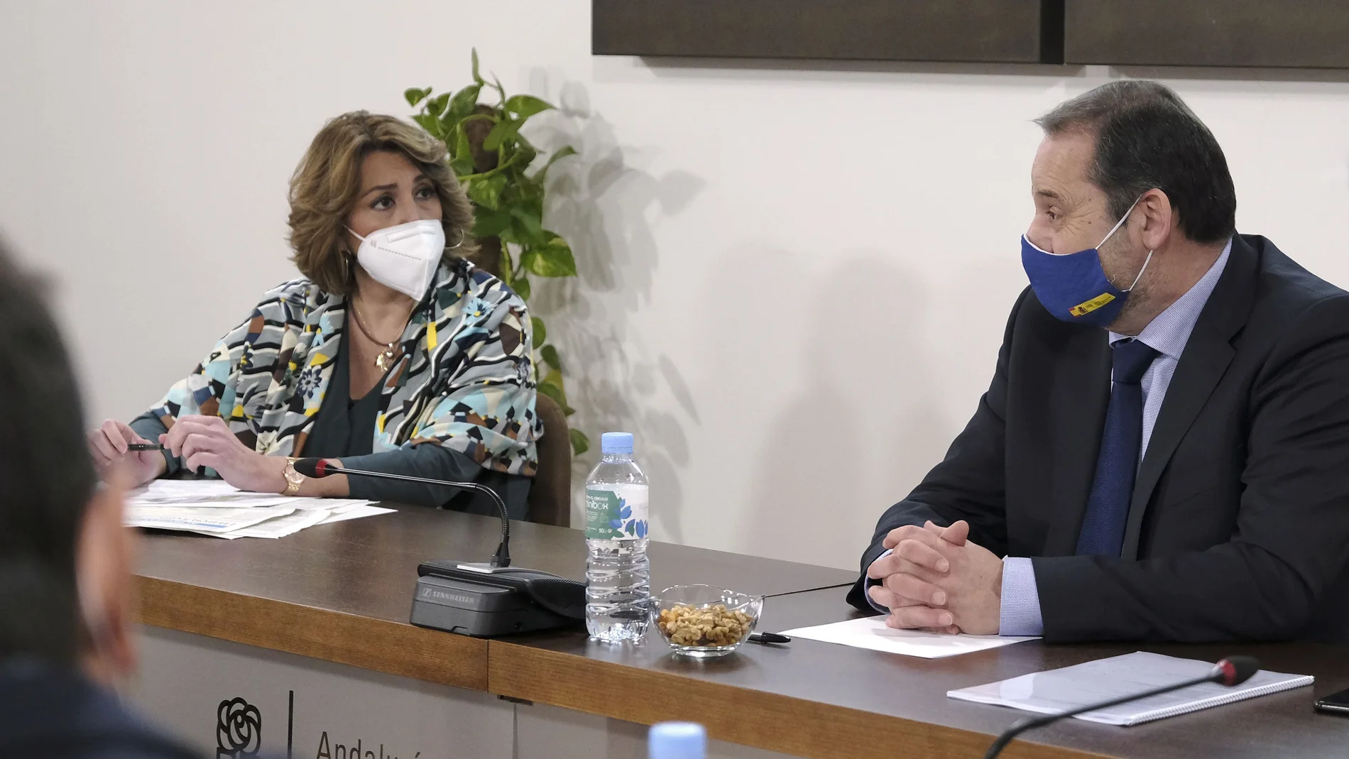 Susana Díaz y José Luis Ábalos, en la sede regional del PSOE en Sevilla