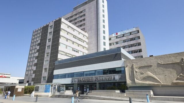 Fachada del Hospital Universitario La Paz