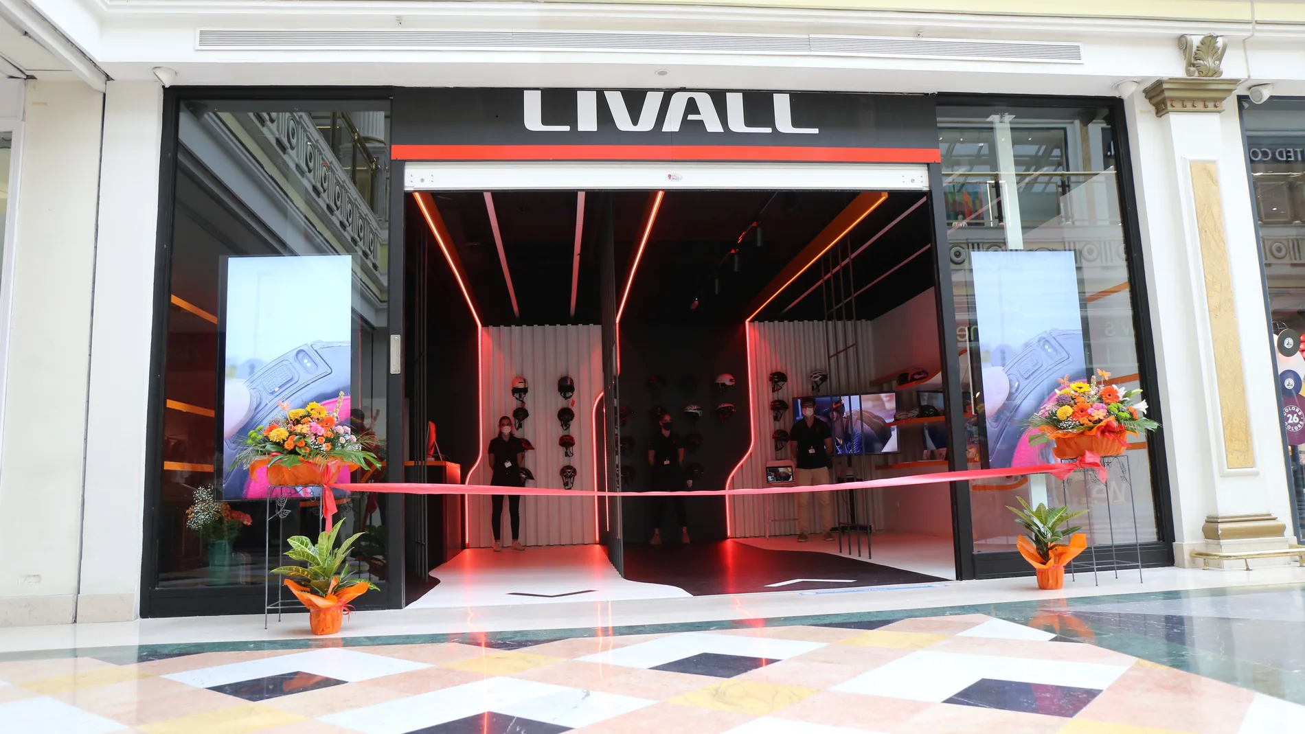Apertura de la tienda Livall en Madrid Norte