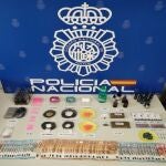 Tres detenidos y desmantelados tres puntos de venta de diferentes drogas en Chueca y Puente de Vallecas (Madrid)