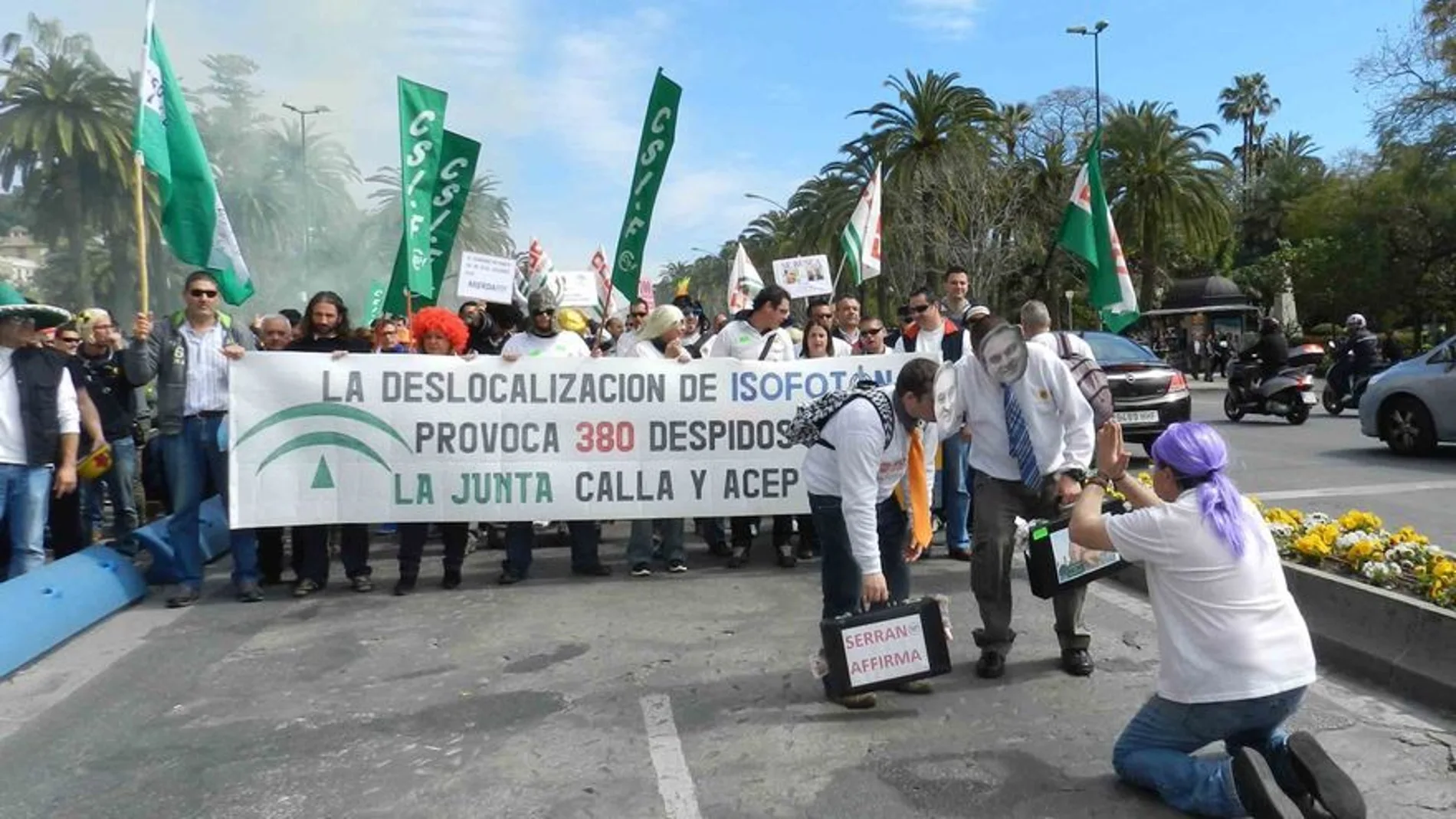 Trabajadores de Isofotón, en una de las múltiples protestas que protagonizaron
