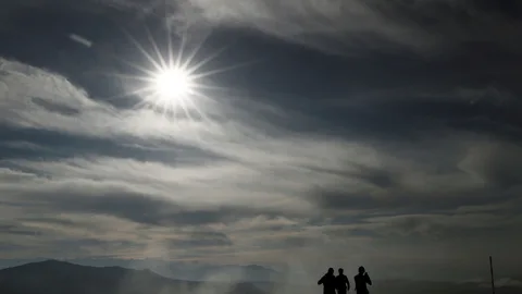 Costará más ver el sol por la nubosidad que se espera el día de mañana