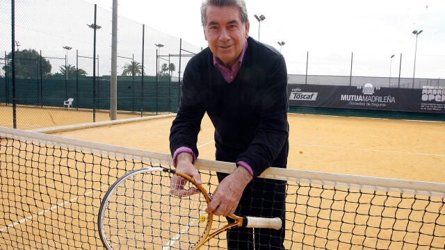 Manolo Santana