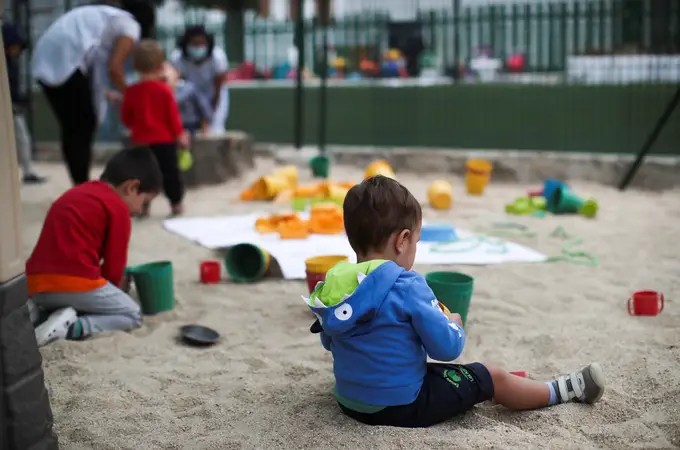 «Los niños han de sacrificar el parque de la tarde para que las medidas anticovid en las escuelas funcionen»