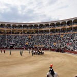 La plaza de toros de Las Ventas durante la corrida benéfica, a 2 de mayo de 2021, en Madrid