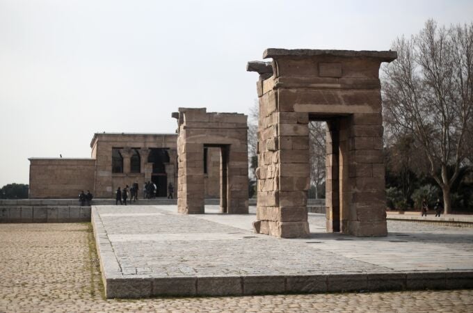Templo de Debod del antiguo Egipto en el Parque del Oeste junto al Paseo del Pintor Rosales, en Madrid