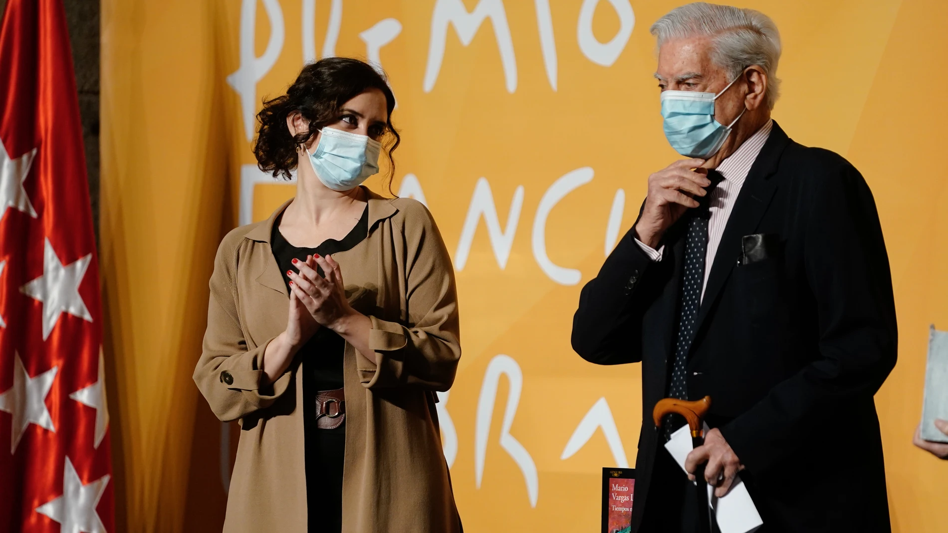 Isabel Díaz-Ayuso y Mario Vargas Llosa