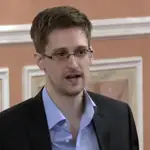  Putin concede la ciudadanía rusa a Snowden