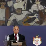 El ministro de Exteriores ruso, Sergei Lavrov, durante una visita a Serbia en 2020