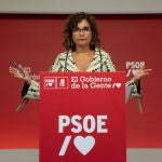 María Jesús Monter, en el momento que anunció más medidas fiscales en la sede del PSOE