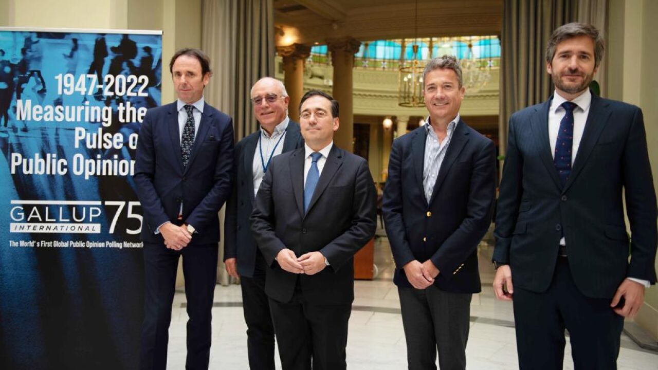 ministro Albares inaugura el congreso de Gallup International en Madrid, la asociación de estudios de opinión pública