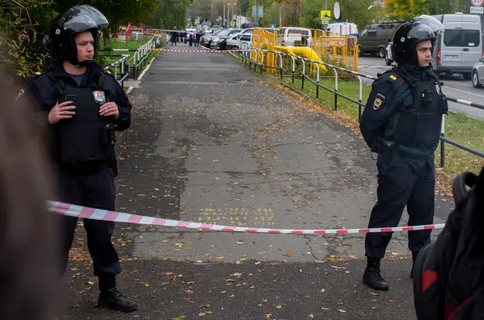 Un tiroteo en una escuela en Rusia deja trece muertos, entre ellos, siete menores