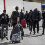 Varones rusos cruzan la frontera a Georgia huyendo de la movilización militar de Vladimir Putin
