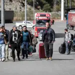 Ciudadanos rusos intentan salir de su país a través de la frontera de Georgia