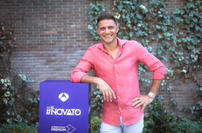 Joaquín Sánchez presenta 'El novato', su primer programa de televisión: "Yo no soy presentador, soy futbolista"MARÍA VILLANUEVA / ATRESMEDIA26/09/2022