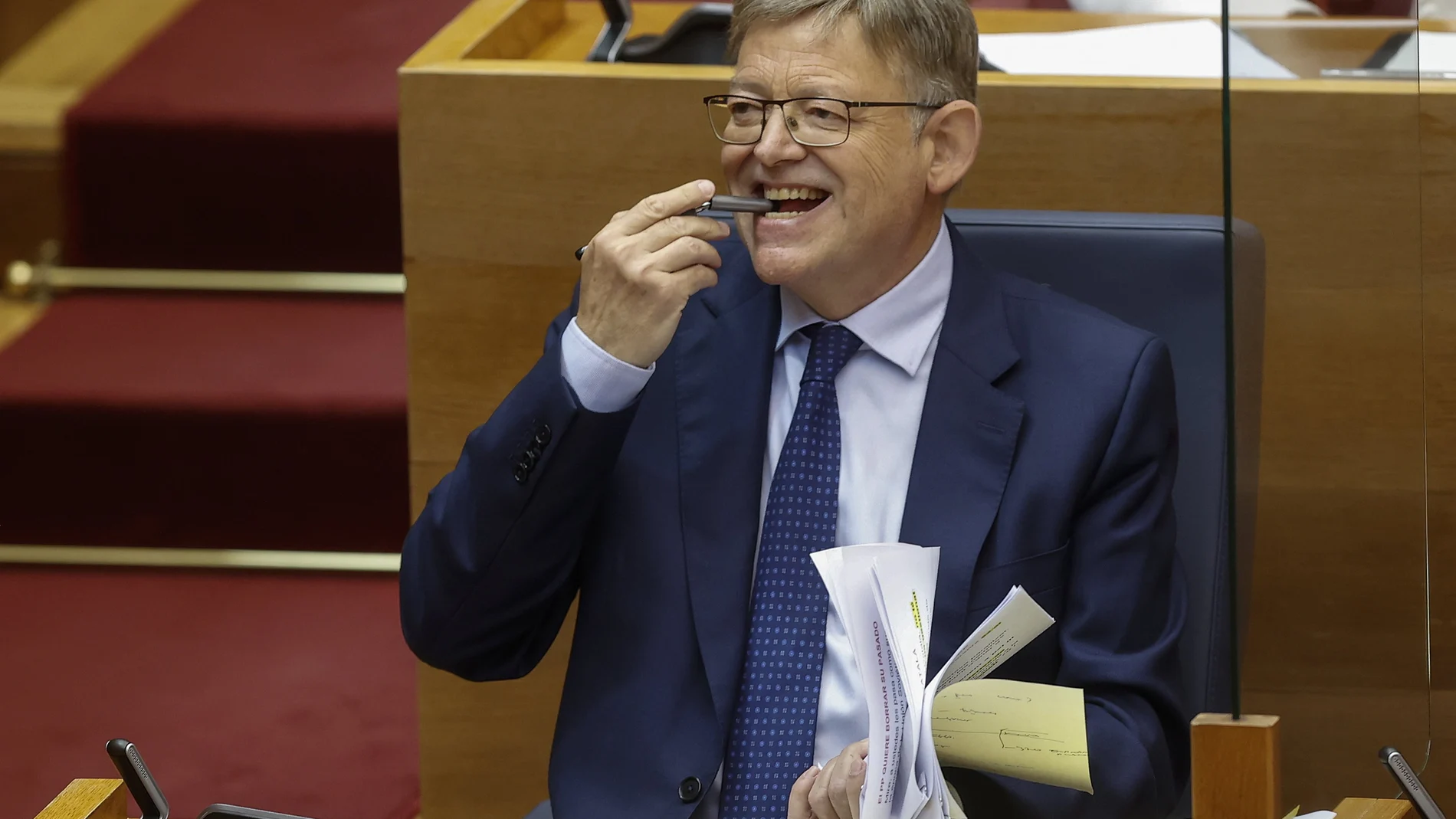 El presidente de la Generalitat valenciana, Ximo Puig, durante el debate de política general, en las Cortes Valencianas