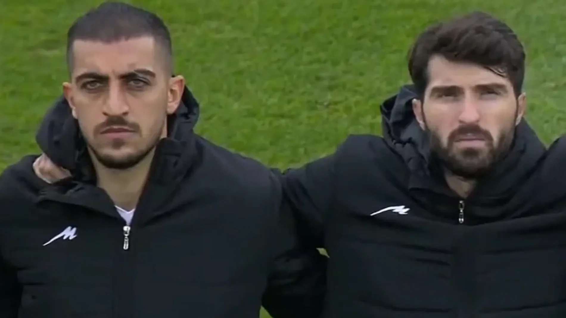 Los jugadores de la selección de Irán sin mostrar su camiseta