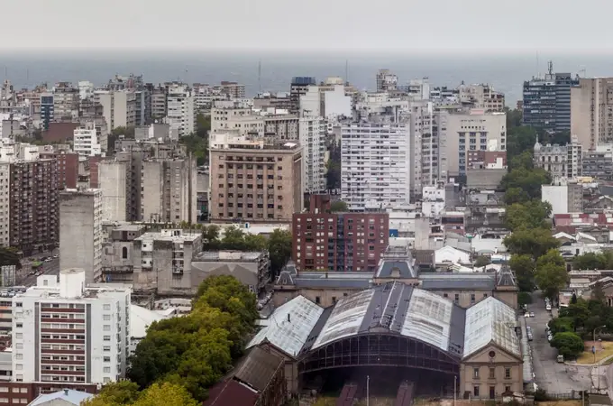 Uruguay: diversión en Montevideo y relax en Canelones