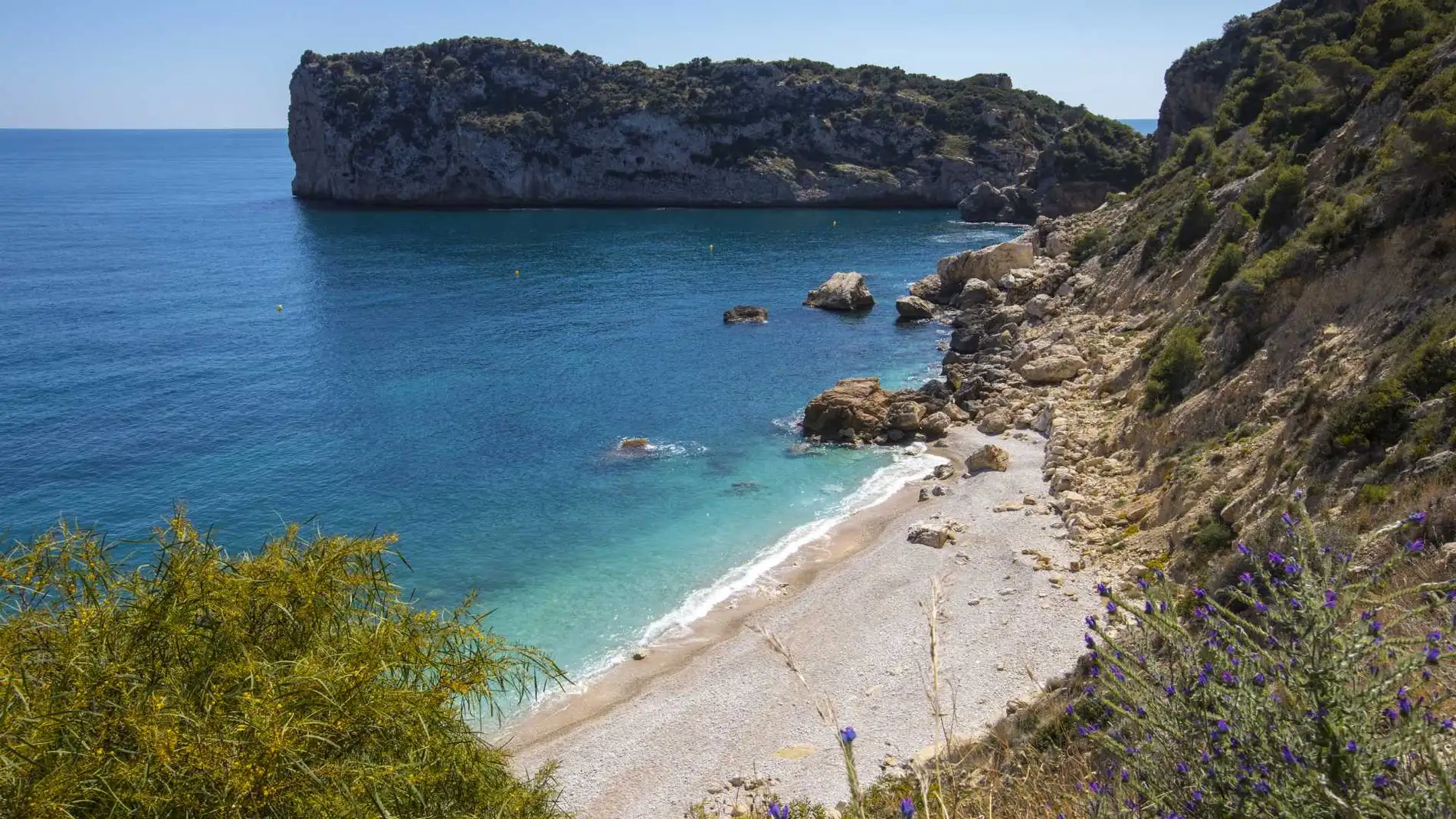 La costa valenciana es un lugar perfecto para disfrutar de las templadas temperaturas otoñales