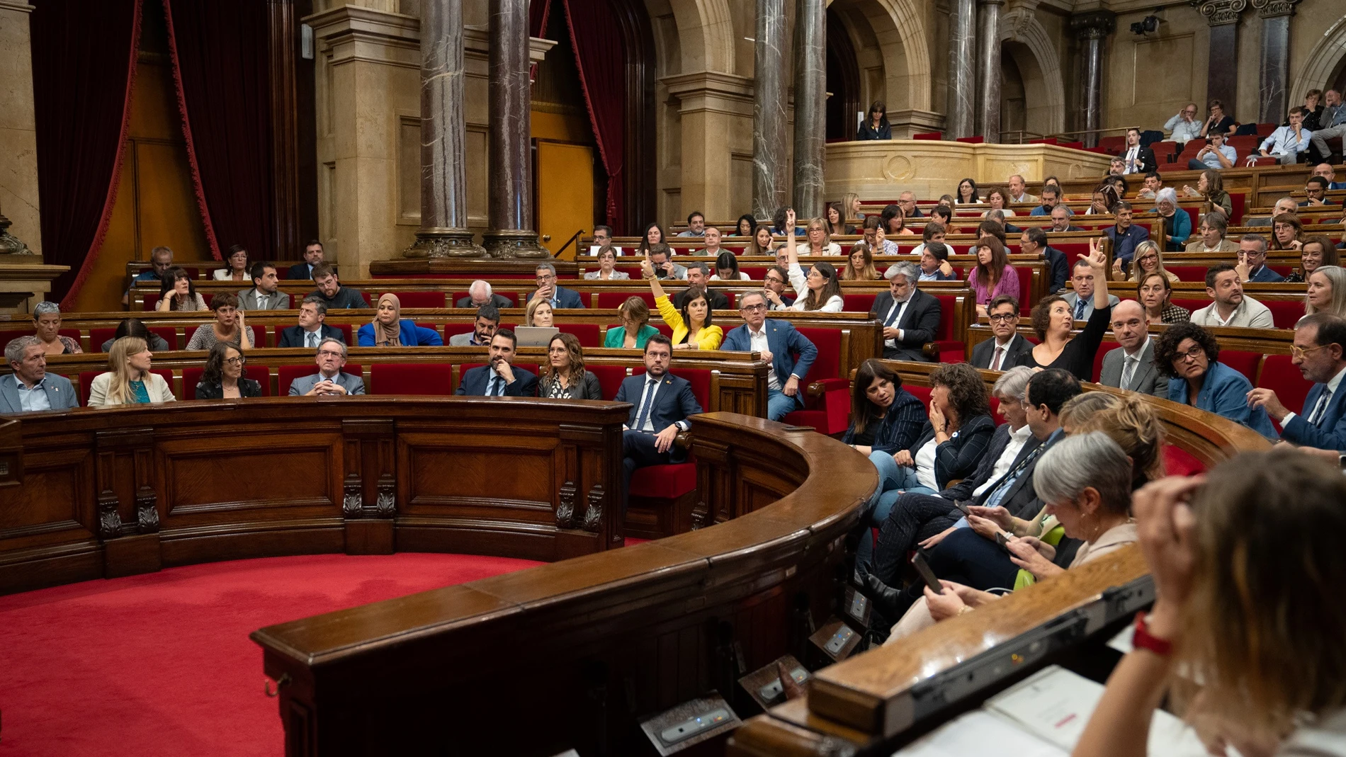 Votación del pleno del Parlament de las propuestas del Debate de Política General.DAVID ZORRAKINO - EUROPA PRESS30/09/2022