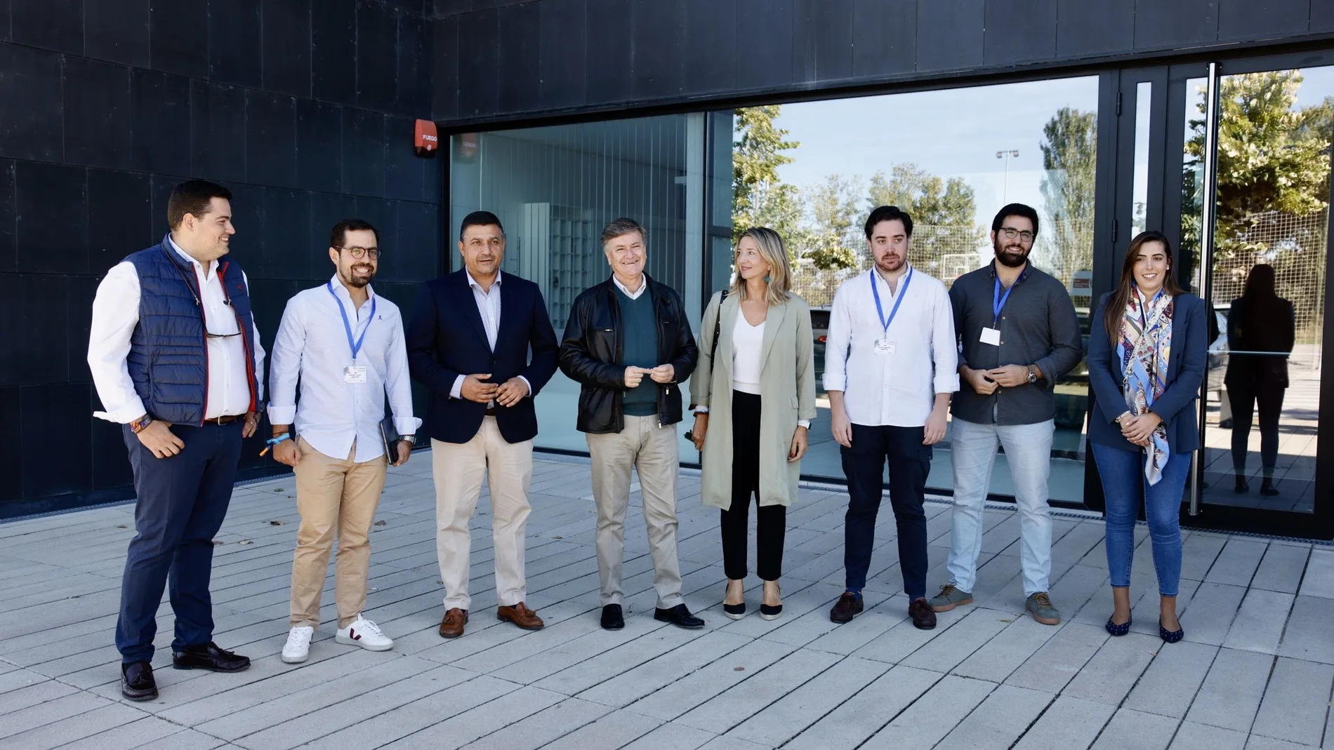 El secretario general del Partido Popular en Castilla y León, Francisco Vázquez en la escuela de talento junto a Alicia García, Eduardo Carazo o Carlos García, entre otros cargo del partido y jóvenes