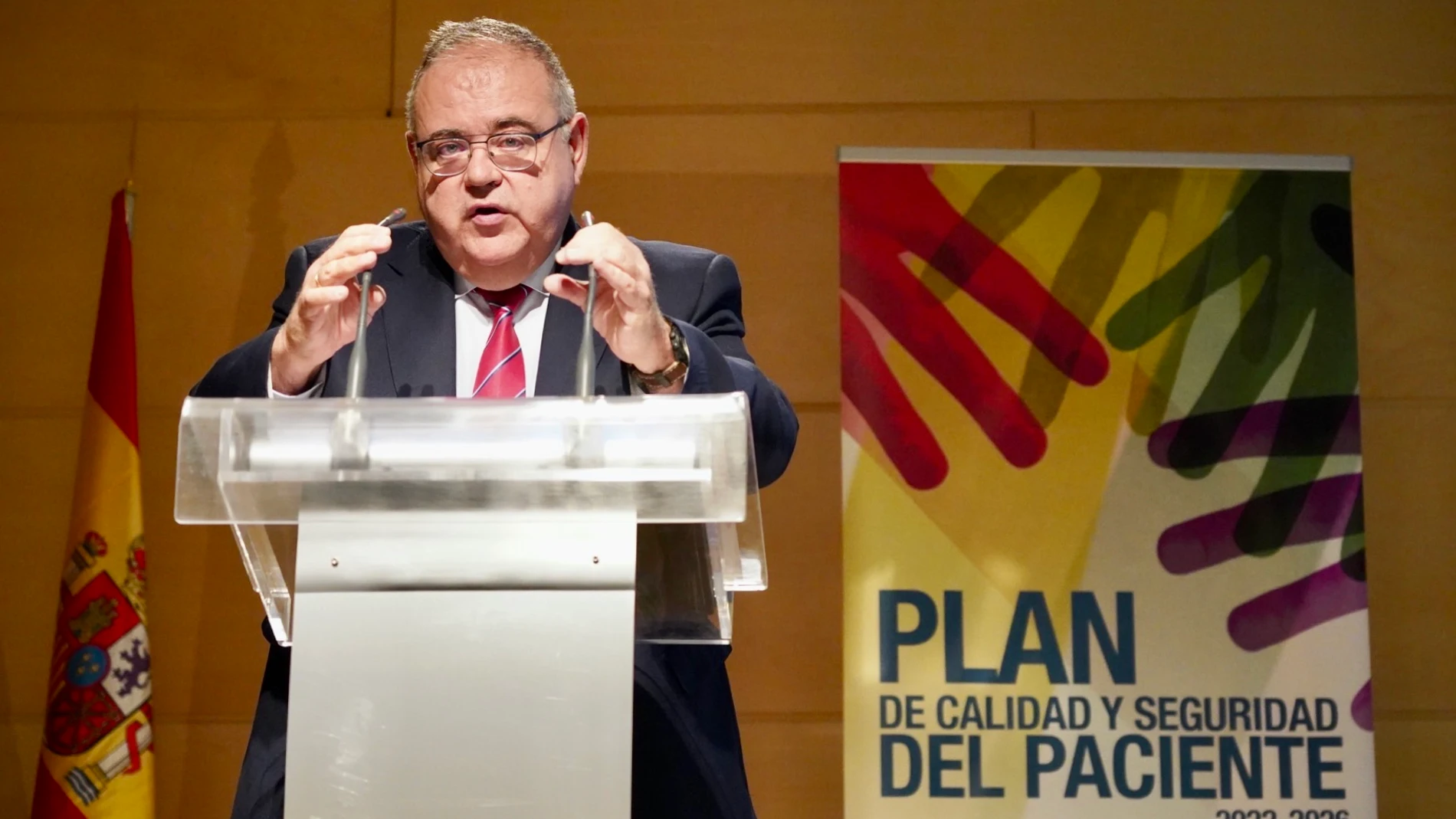 El consejero de Sanidad, Alejandro Vázquez, presenta el Plan de Calidad y Seguridad del Paciente 2022-2026