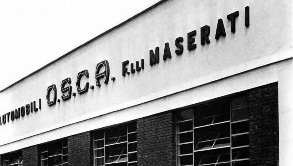 Fachada de la icónica fábrica de Maserati