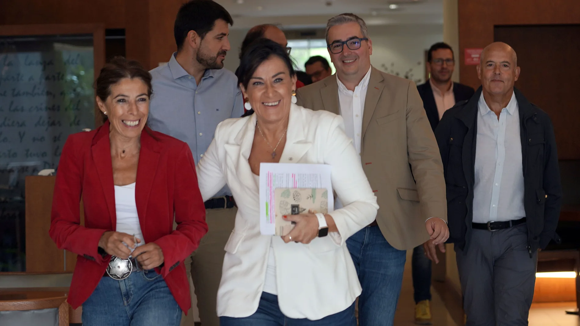 La secretaria de Organización del PSOECyL, Ana Sánchez, comparece ante la prensa tras mantener una reunión de trabajo con los nueve secretarios de Organización provinciales.
