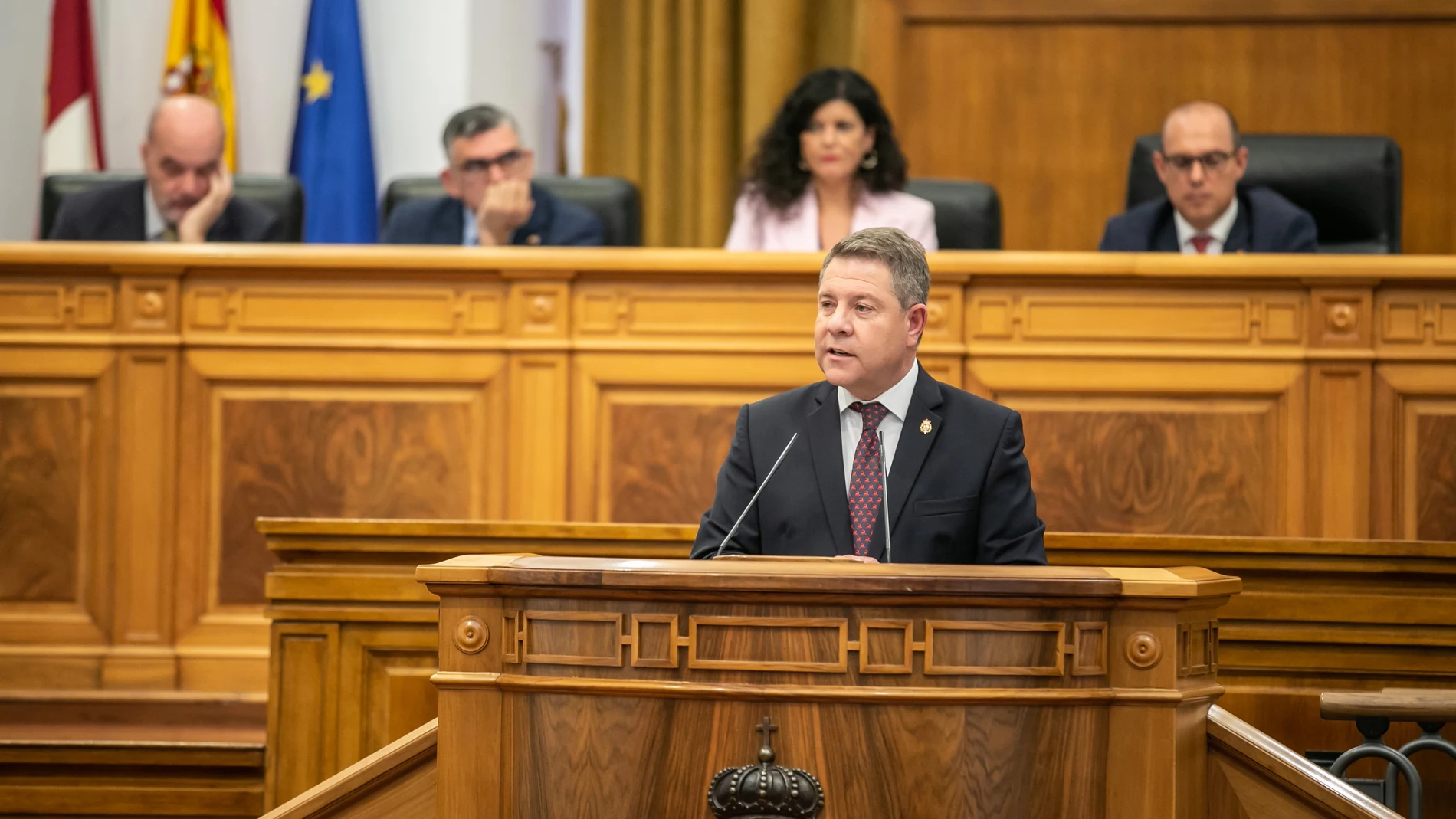 El presidente de Castilla-La Mancha, Emiliano García-Page, interviene en el debate del estado de la región