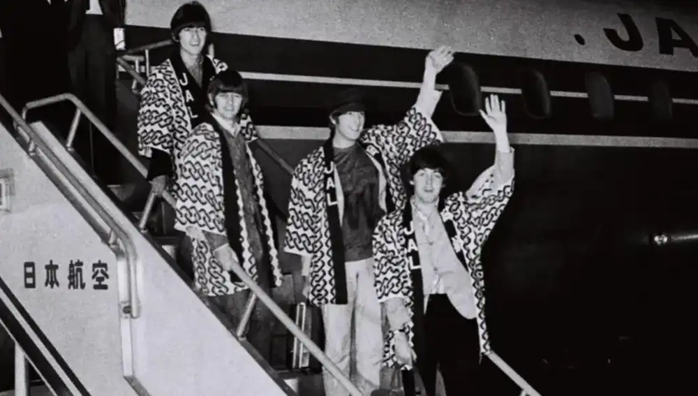 Imagen perteneciente al vídeo inédito de 1966: los Beatles, en Japón