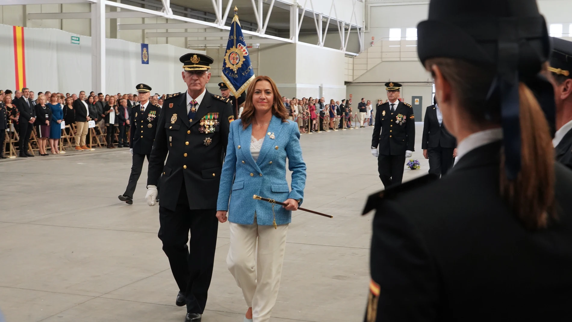 La delegada del Gobierno en Castilla y León, Virginia Barcones, preside los actos centrales de celebracón en la Comunidad del Día del Patrón de la Policía Nacional