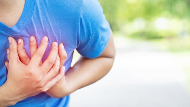 La mayoría de las patologías cardiovasculares pueden prevenirse a través del control de factores de riesgo relacionados con los estilos de vida como el tabaquismo, la hipertensión, la obesidad o el sedentarismo 