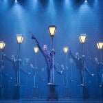 "Cantando bajo la lluvia" es el último musical que ha hecho su aparición en Madrid, en el Teatro Nuevo Apolo, concretamente