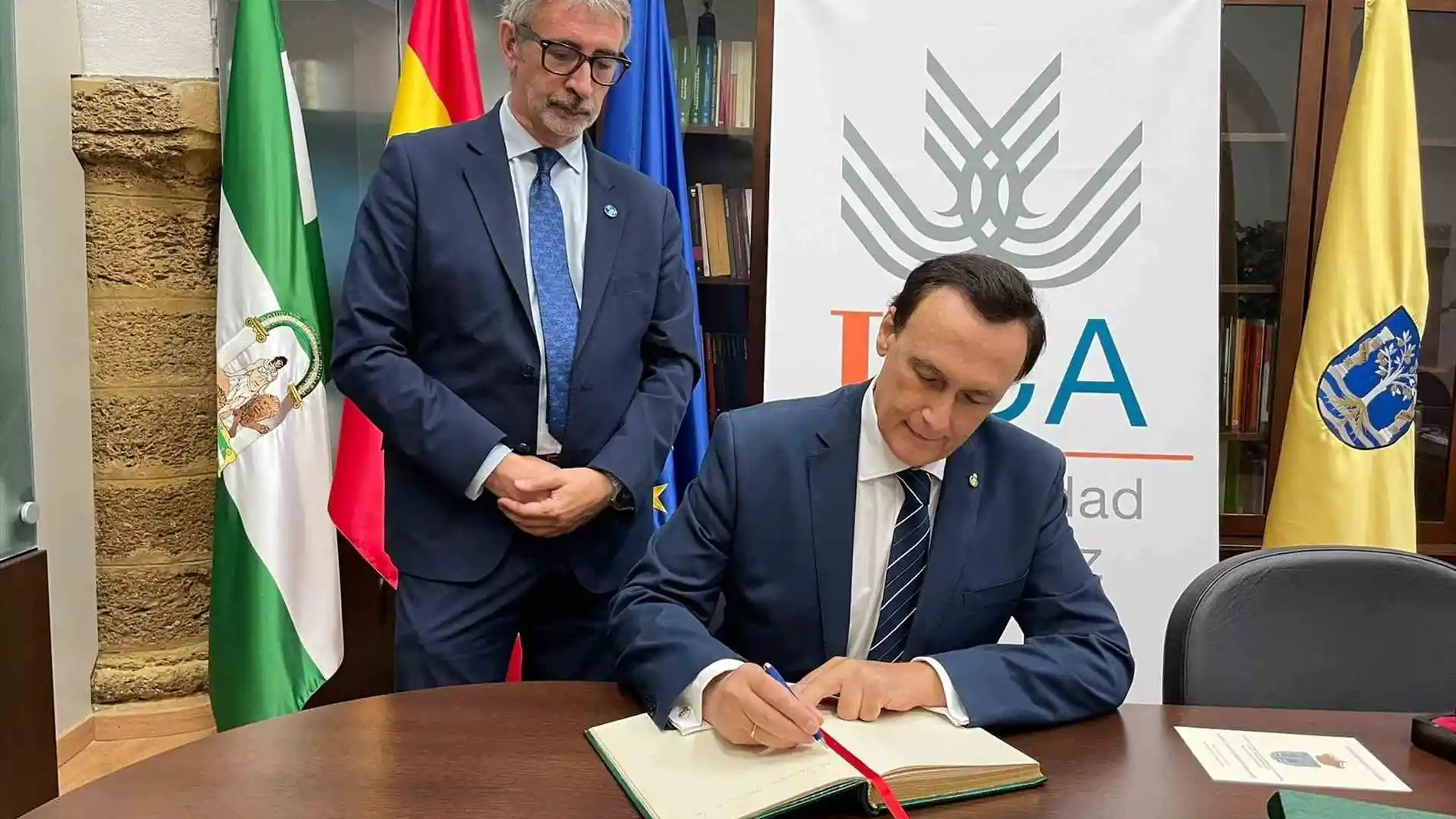 El consejero de Universidad, Investigación e Innovación, José Carlos Gómez Villamandos