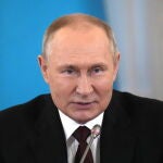 El presidente ruso Vladimir Putin durante una cumbre información con los líderes del CIS en San Petersburgo