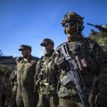 Soldados alemanes participan en un ejercicio militar en el campo de entrenamiento de Gaiziunai, a unos 130 kilómetros al oeste de Vilnius, Lituania
