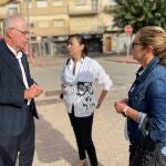 El concejal del PP en el Ayuntamiento de Murcia Antonio Navarro visita la rambla de Espinardo