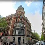 Edificio situado en el número 21 de la calle Velázquez, en Madrid.
