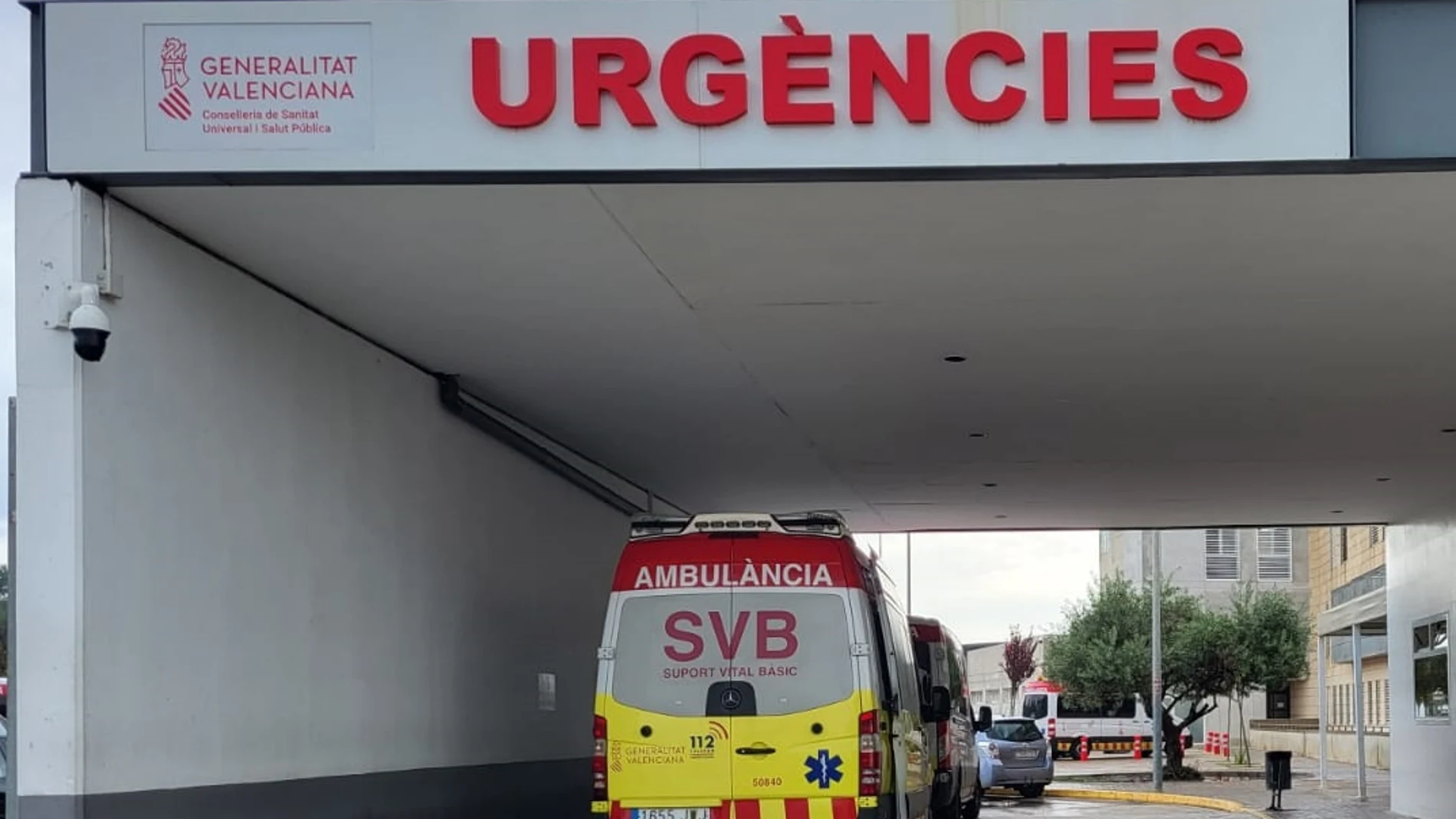 Entrada del servicio de Urgencias del Hospital La Ribera de Alzira (Valencia)