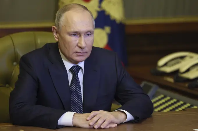 Putin está desesperado porque “está perdiendo la guerra” y teme una revuelta interna, según el jefe del espionaje británico