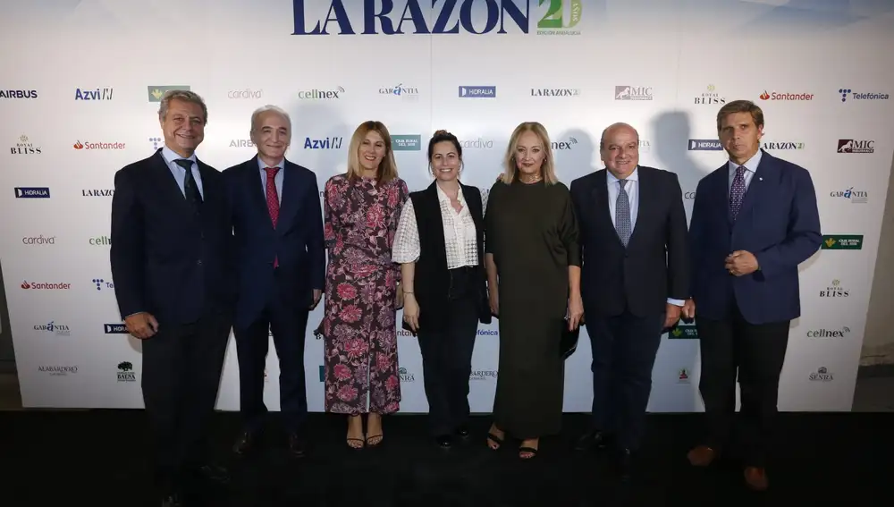 Álvaro Pérez, Miguel Nogales, Ana Jauregui, Débora Casillas, Mercedes Morón, Luis Miguel y Juan Antonio Seco