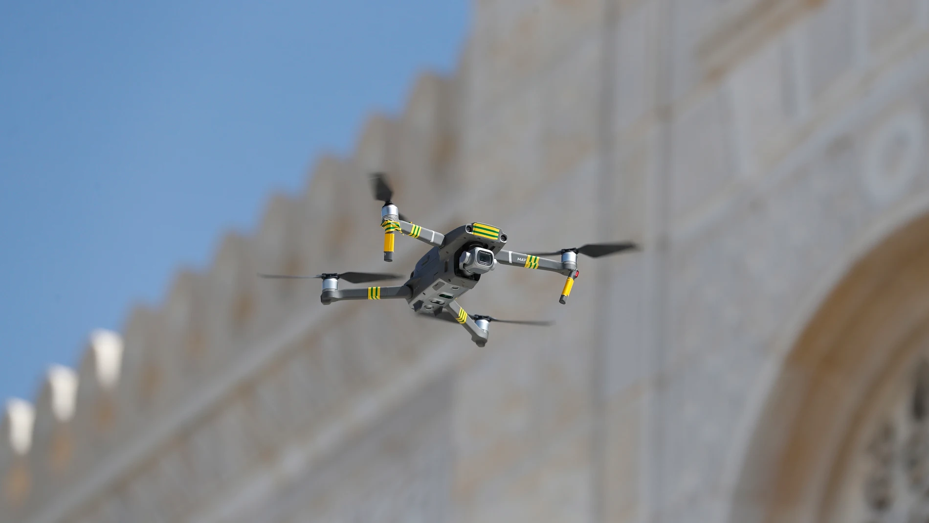 Drones de la policía controlarán los puntos negros y los vertidos