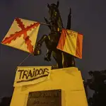 La estatua de Bolívar en Sevilla vandalizada