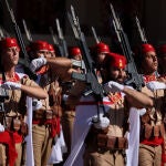 El desfile del Día de la Fiesta Nacional recupera la normalidad con más de 4.000 militares