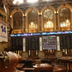 Índices bursátiles en el Palacio de la Bolsa de Madrid, a 14 de octubre de 2022